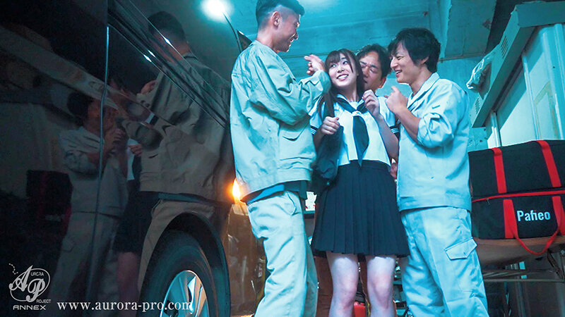 「おじさんに滅茶苦茶にされたい…」中年チ〇ポ偏愛女学生 汗塗れのオジサン達に汚されて絶頂中出し淫乱堕ち 下卑た小父様たちに輪されるって蕩けちゃう…。 高城なぎさ│高城なぎさ│ハイビジョン│apns00369